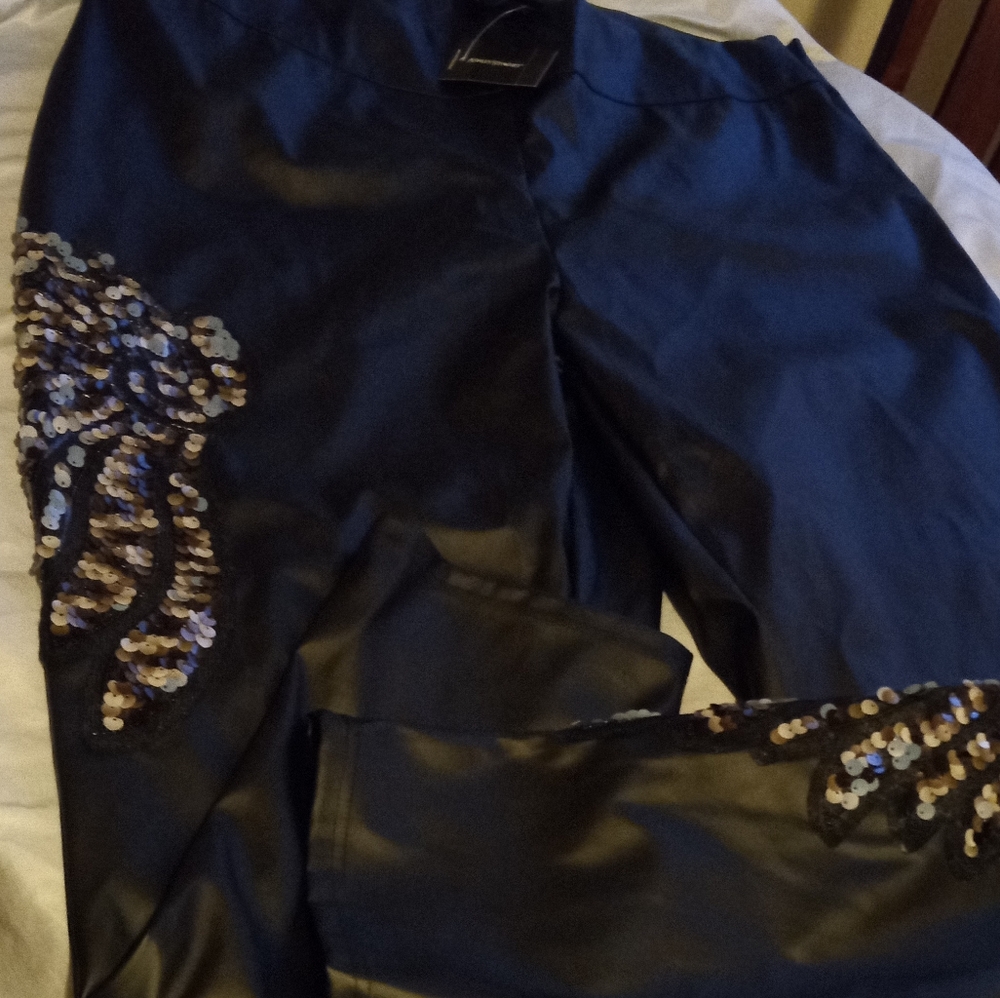 Ashley Stewart NWT faux leather legging size 22/24